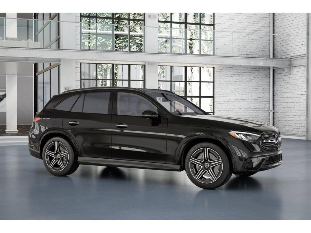 2025 Mercedes-Benz GLC GLC 350 E Hybrid 13