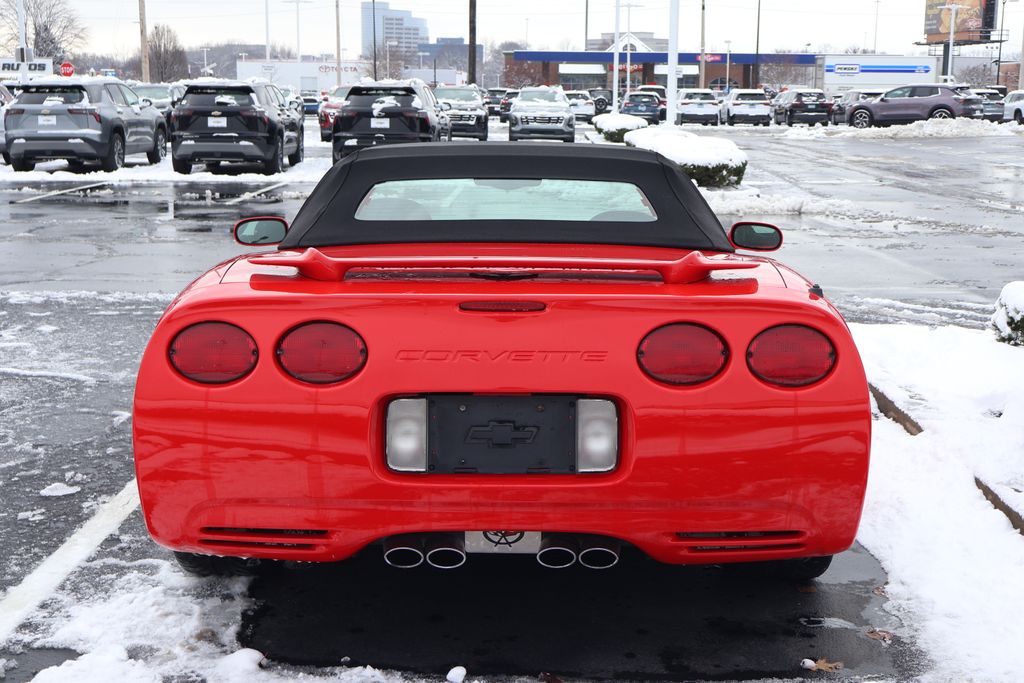 Thumbnail: 2001 Chevrolet Corvette - 10