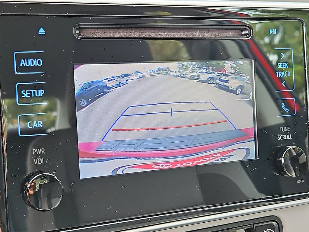 Thumbnail: 2019 Toyota Corolla - 18