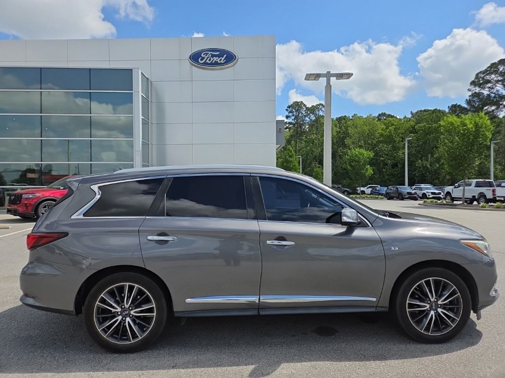 2017 INFINITI QX60 