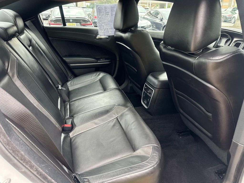 Thumbnail: 2019 Dodge Charger - 21