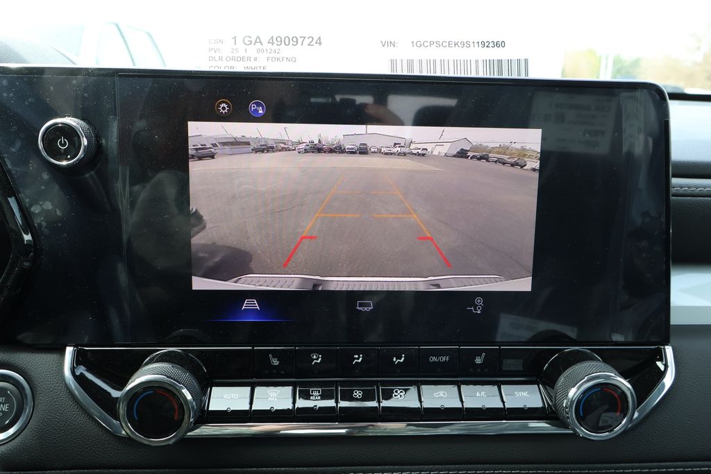 2025 Chevrolet Colorado LT 23