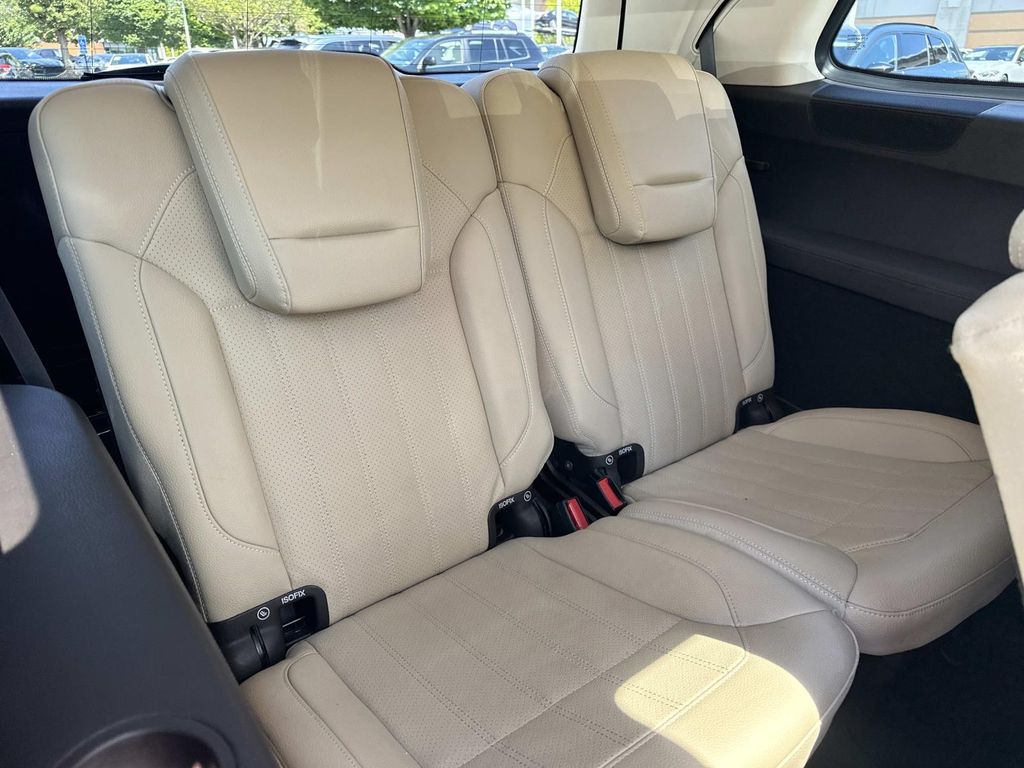 Thumbnail: 2019 Mercedes-Benz GLS - 13