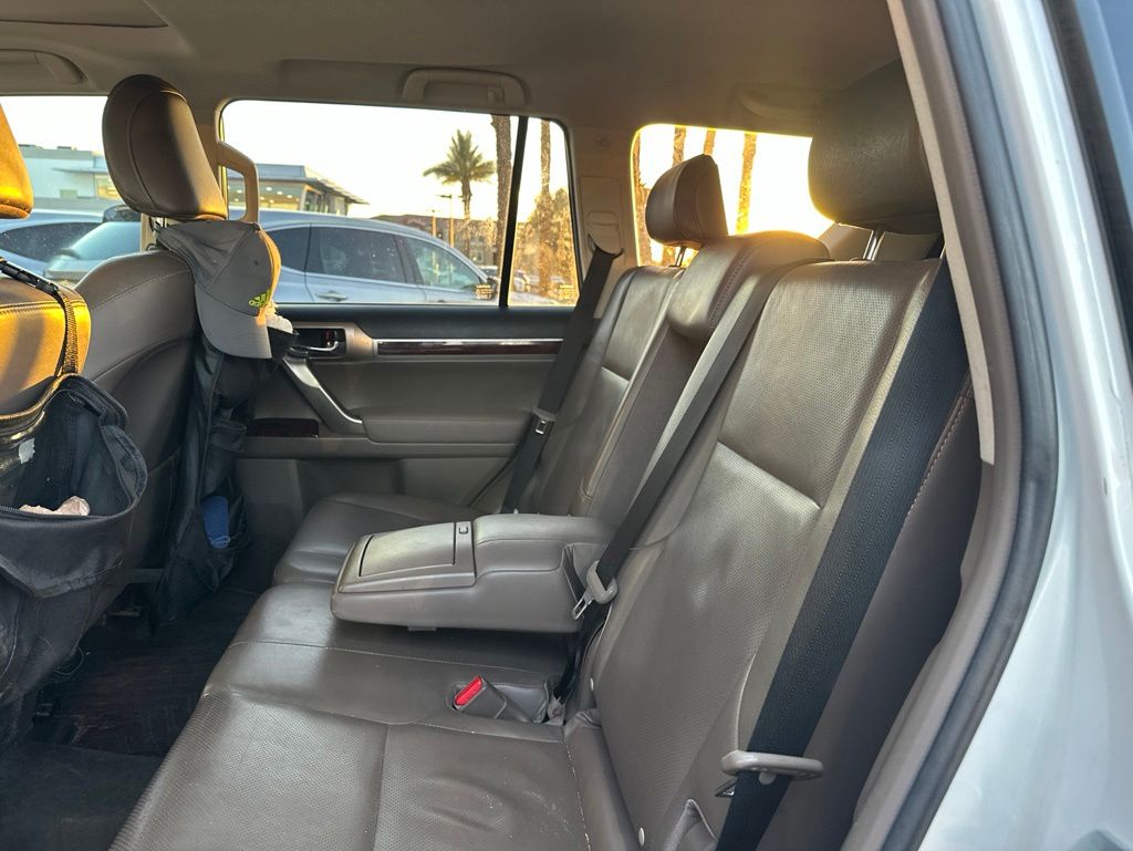 Thumbnail: 2011 Lexus GX - 10