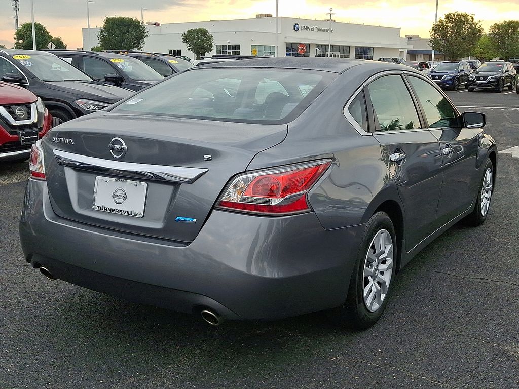 Thumbnail: 2014 Nissan Altima - 6