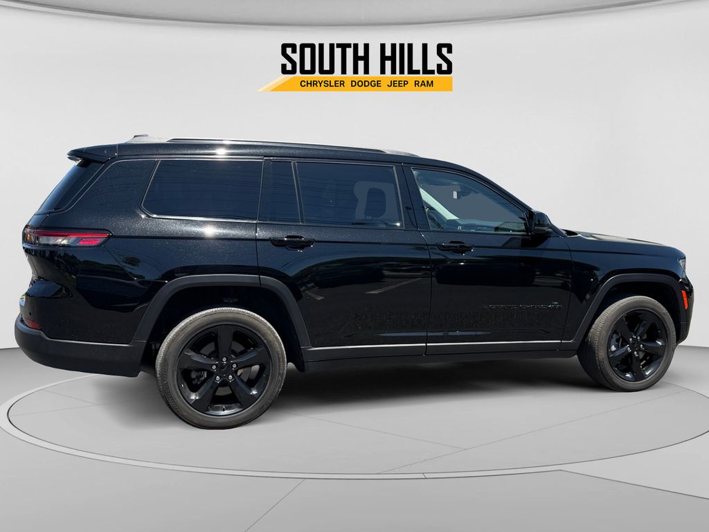2023 Jeep Grand Cherokee L Limited Black at South Hills CDJR