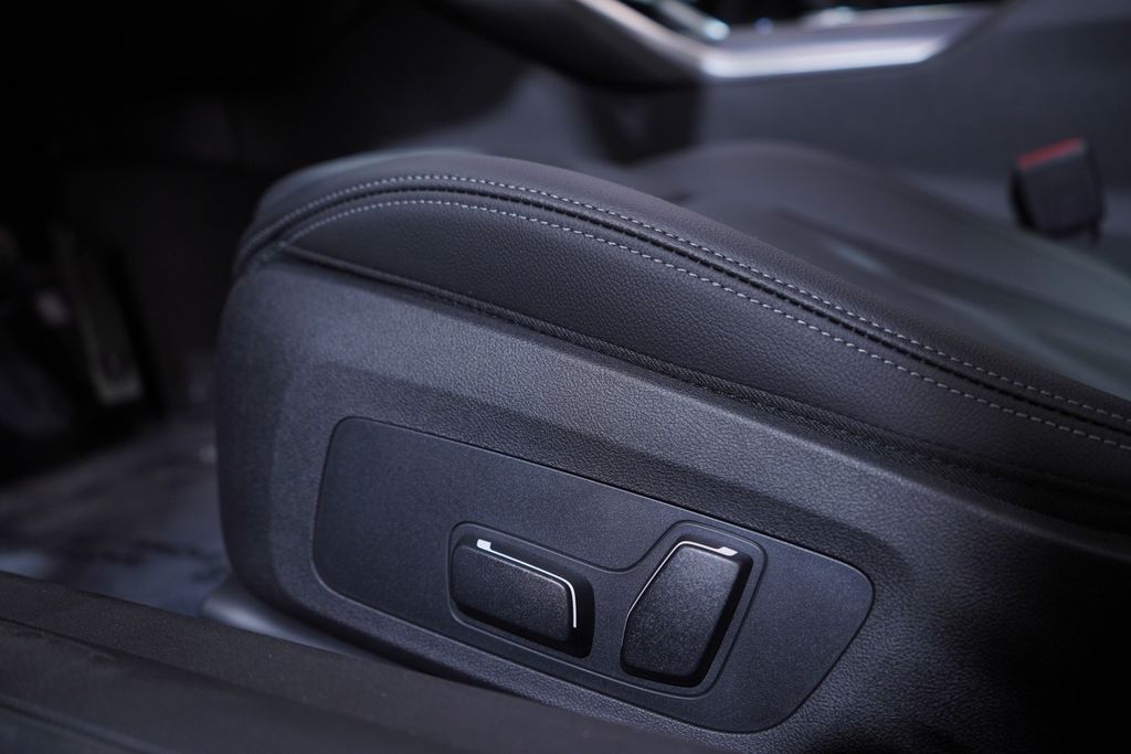 Thumbnail: 2026 BMW 2 Series - 17