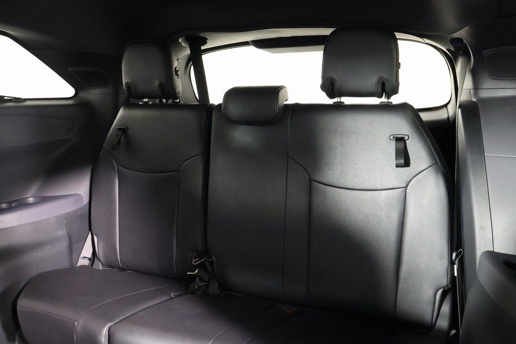 Thumbnail: 2024 Toyota Sienna - 12