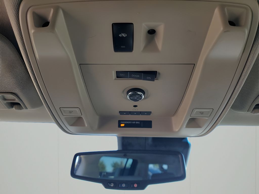 Used Car 2016 Chevrolet Suburban  Lt For Sale Under $25,000 In Austin, Texas