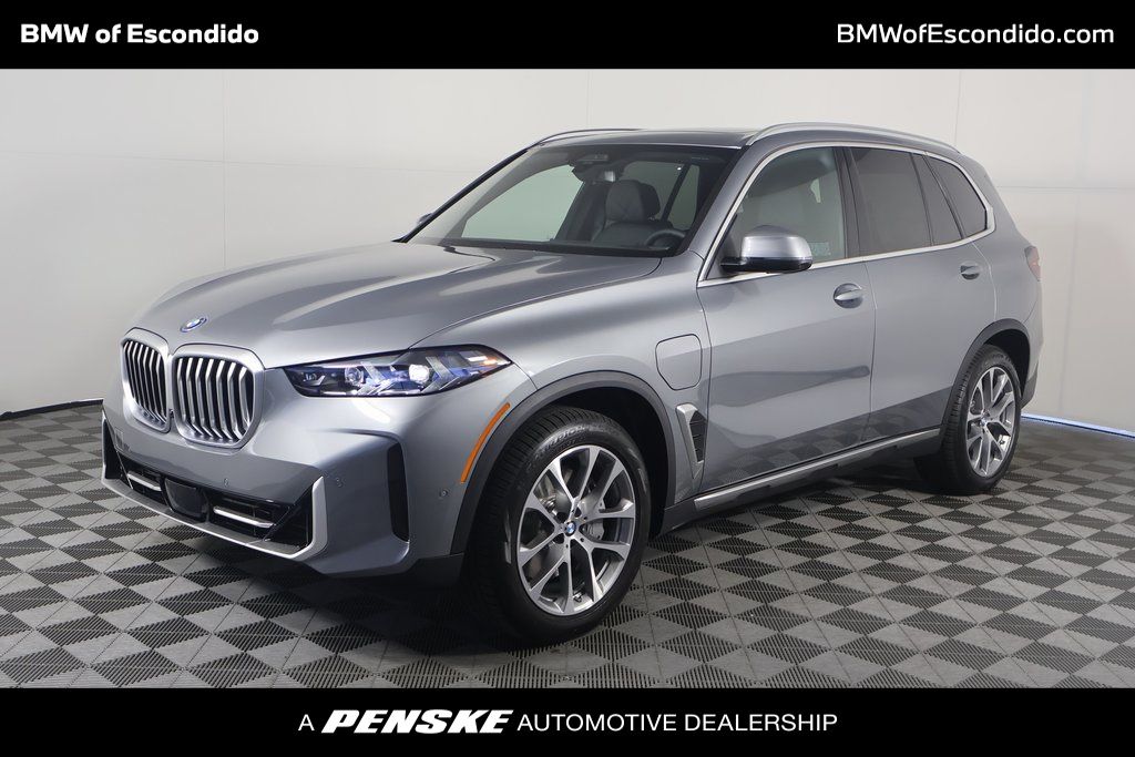 Thumbnail: 2026 BMW X5 - 1
