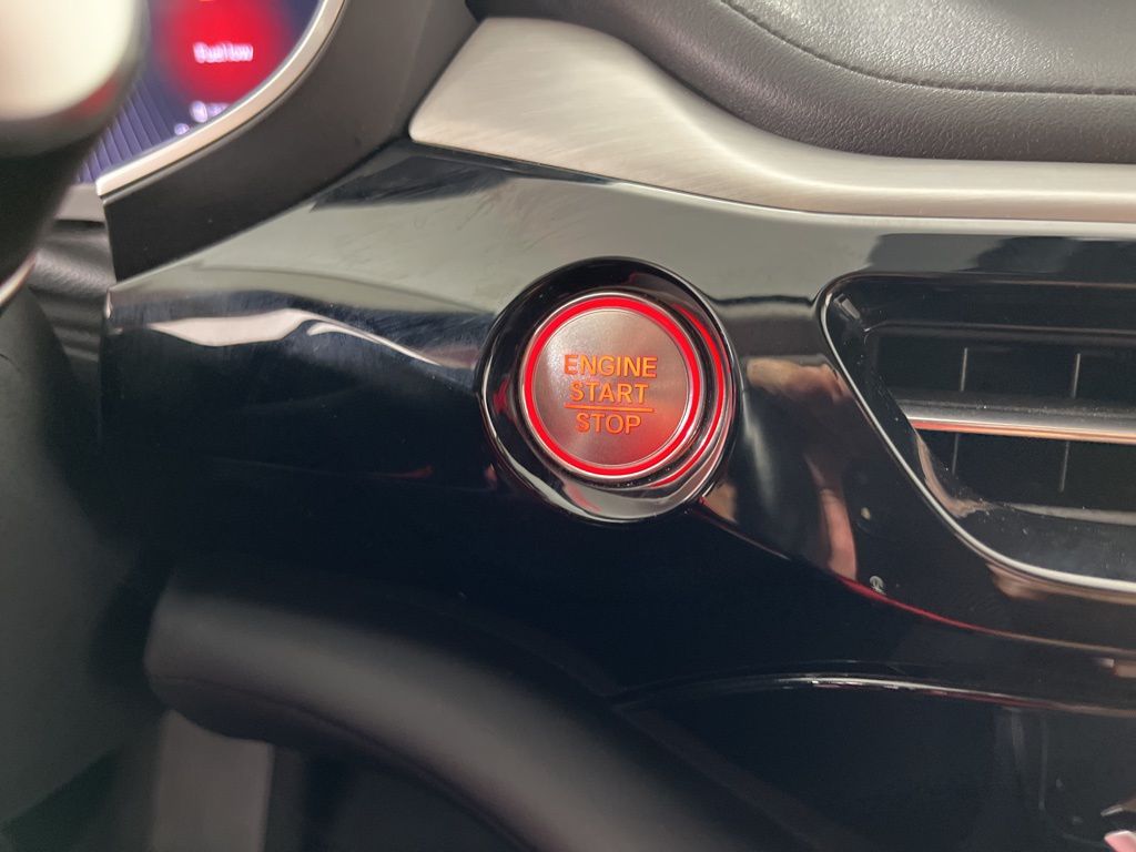 Thumbnail: 2023 Acura MDX - 31