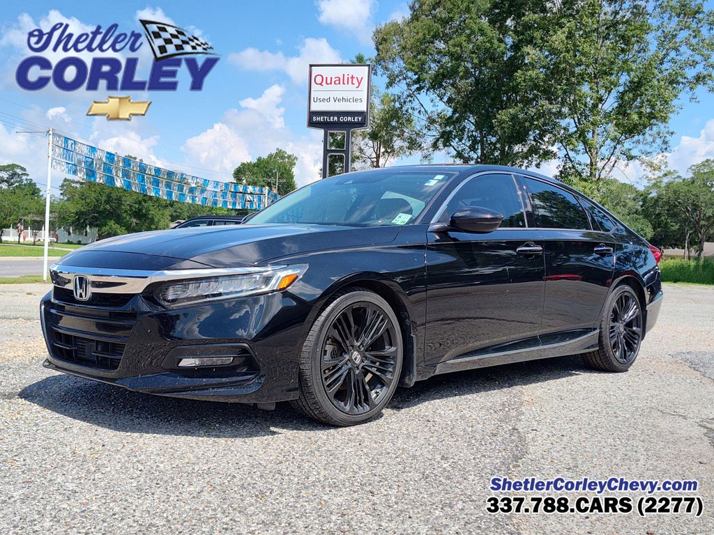 2018 Honda Accord 2.0T Touring FWD
