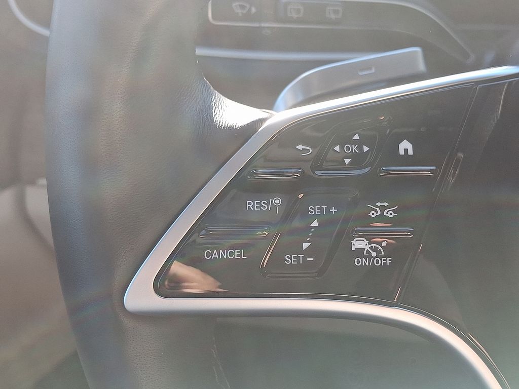 Thumbnail: 2025 Mercedes-Benz GLS - 22