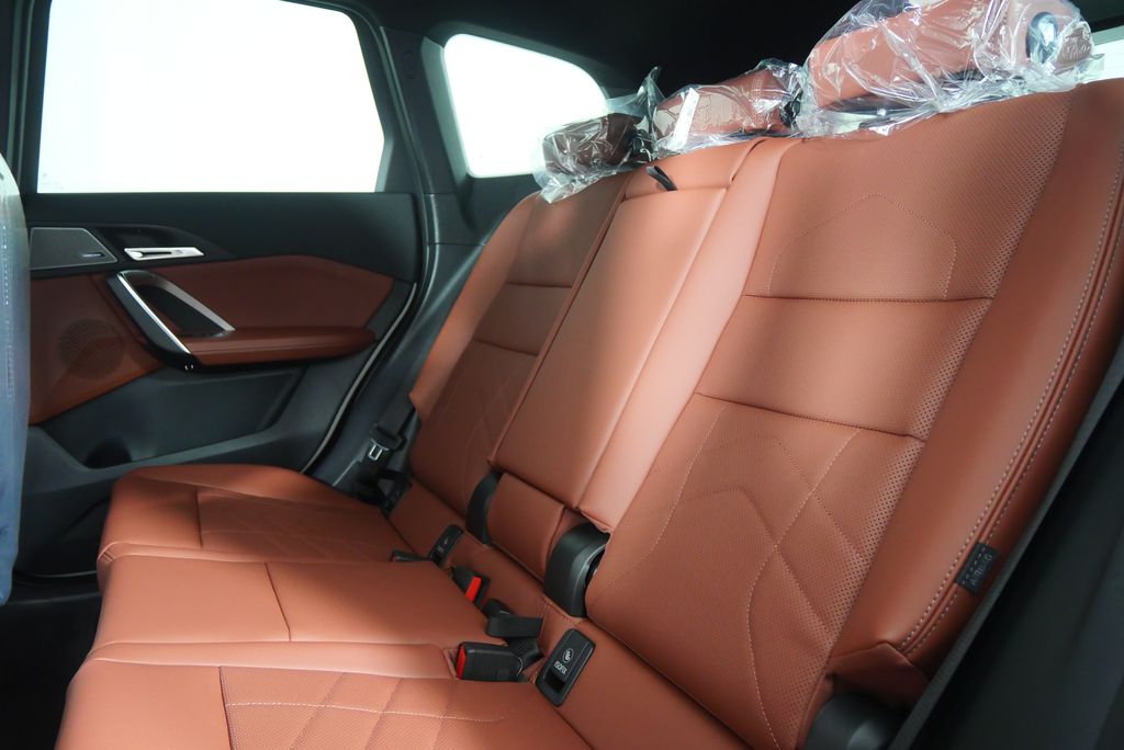 Thumbnail: 2026 BMW X1 - 16