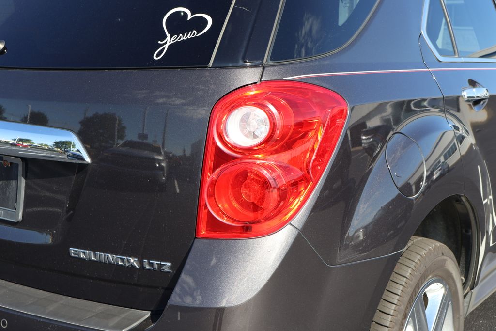 Thumbnail: 2015 Chevrolet Equinox - 9