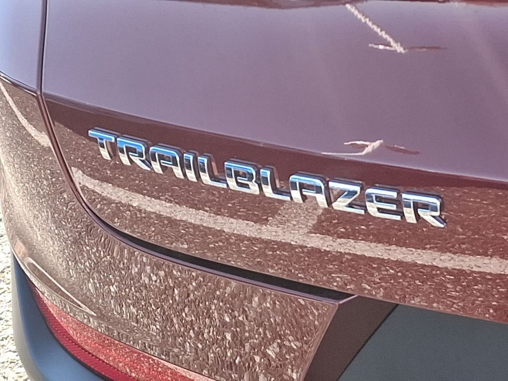 2025 Chevrolet TrailBlazer LT 11