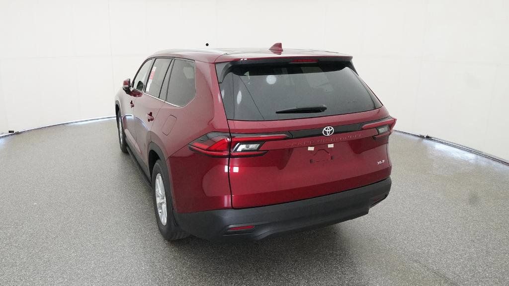 2025 Toyota Grand Highlander XLE 23