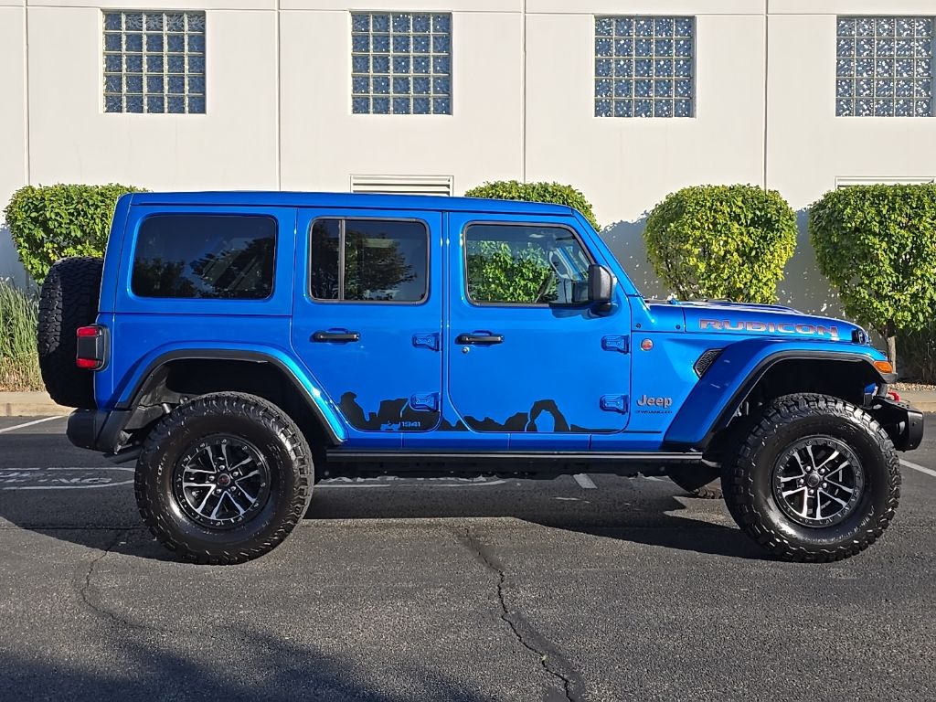 Thumbnail: 2024 Jeep Wrangler - 9