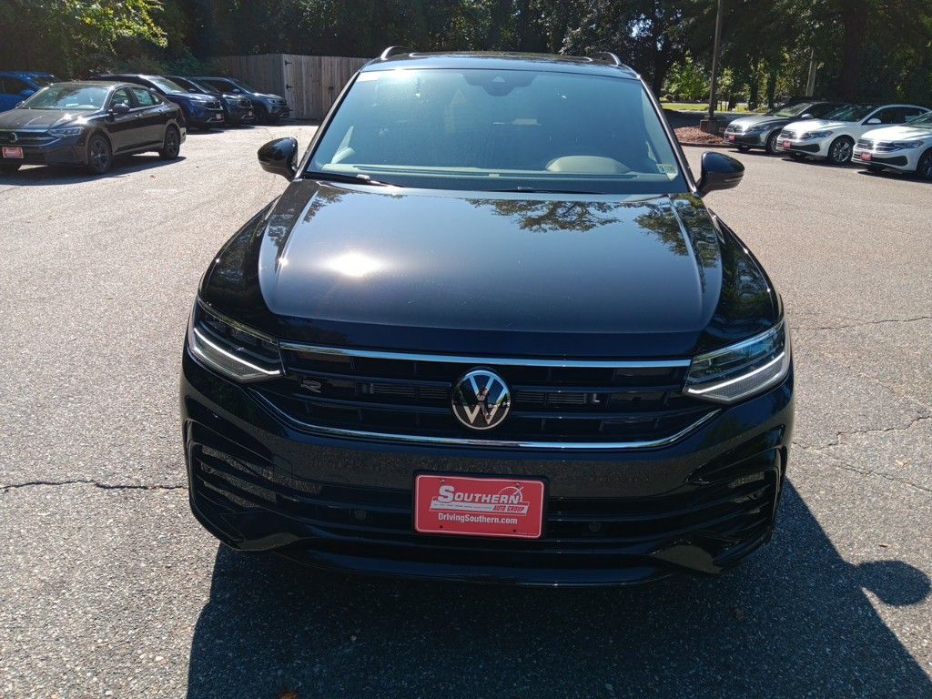 2024 Volkswagen Tiguan 2.0T SE R-Line Black 8