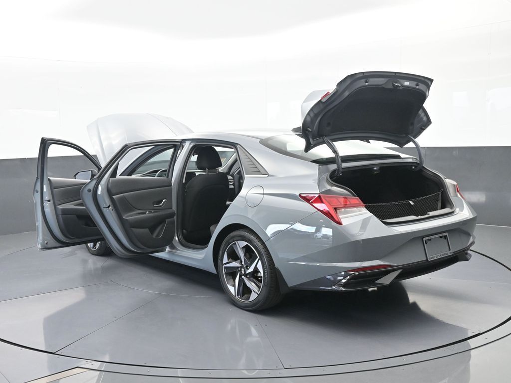 Used 2022 Electric Shadow Hyundai SEL image 70