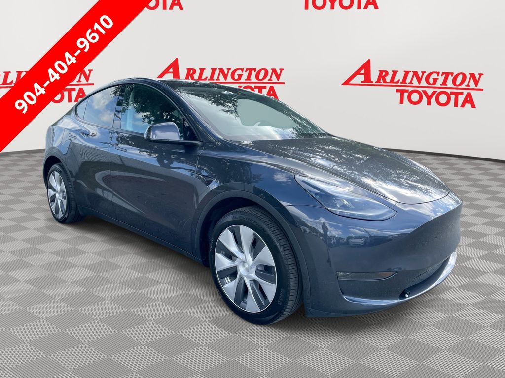 2024 Tesla Model Y Long Range's photo