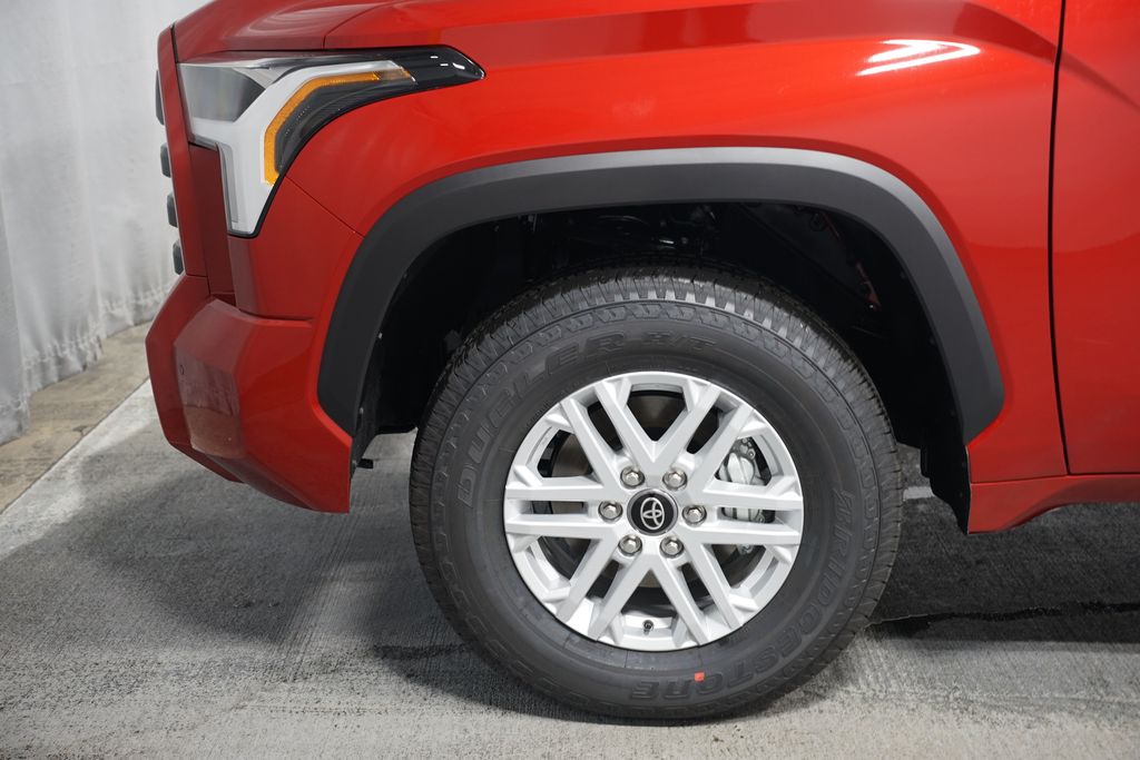 Thumbnail: 2025 Toyota Tundra - 5