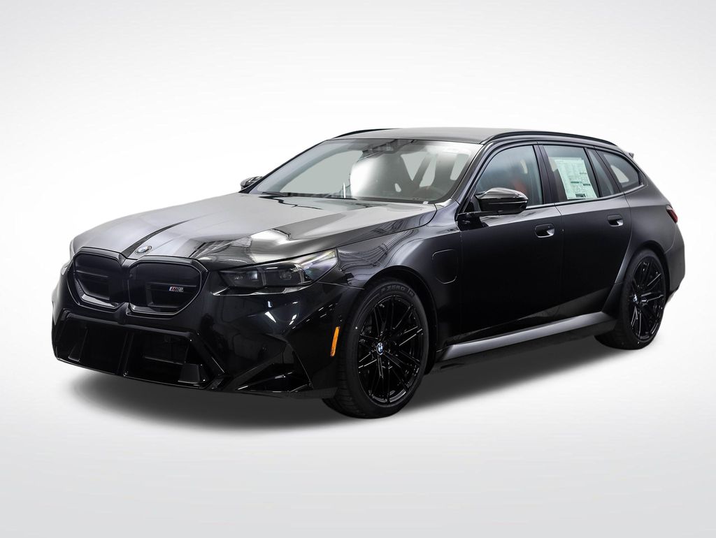 Thumbnail: 2027 BMW M5 - 1