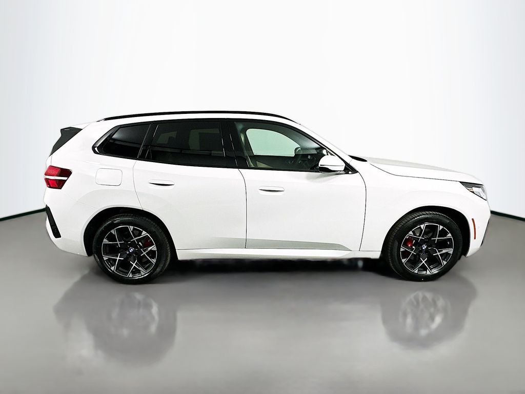 Thumbnail: 2026 BMW X3 - 4