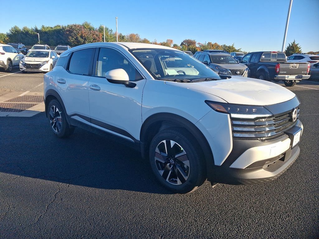 Thumbnail: 2025 Nissan Kicks - 2