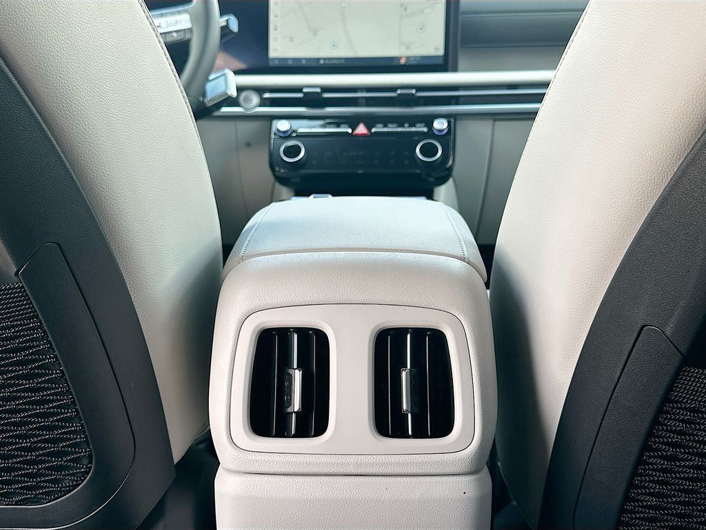 2025 Hyundai Tucson Limited 18
