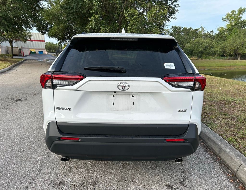2024 Toyota RAV4 XLE 4