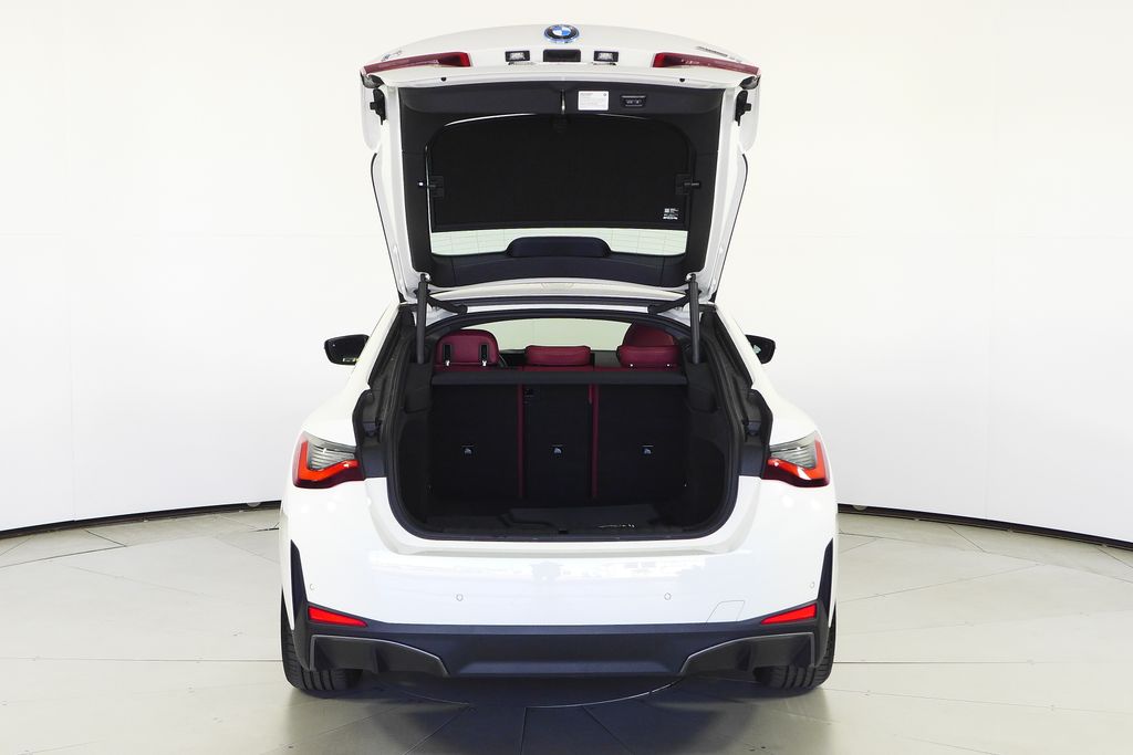 Thumbnail: 2024 BMW i4 - 10
