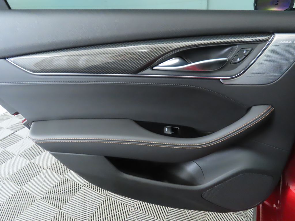 2024 Cadillac CT5 V 28