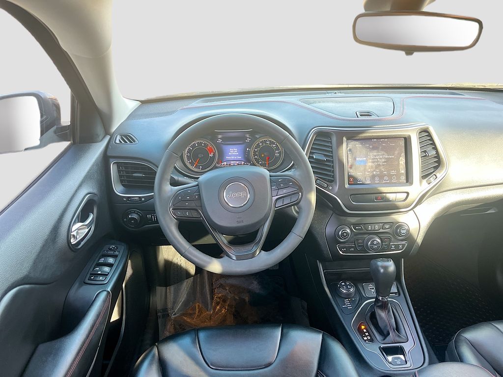 Used 2022 Gray Jeep Trailhawk image 21