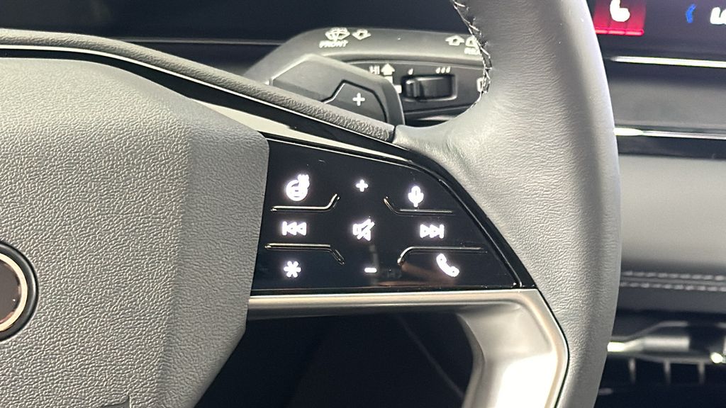 2025 Audi Q6 e-tron Premium 16