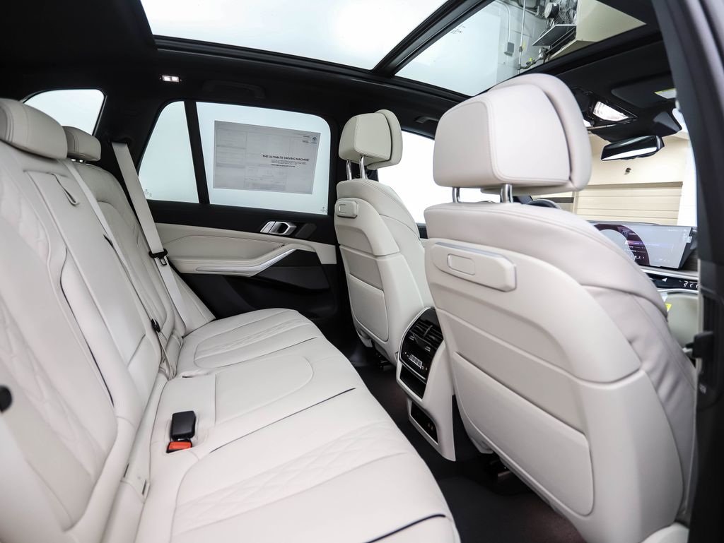 2026 BMW X5 xDrive50e 24