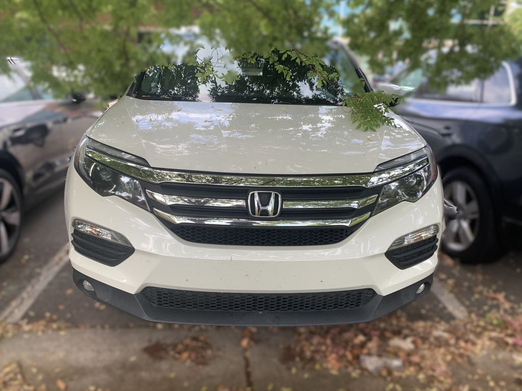 Thumbnail: 2017 Honda Pilot - 2
