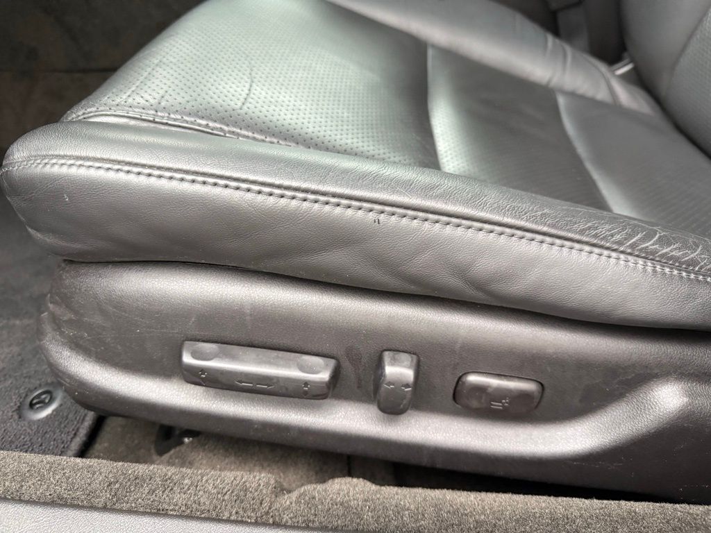 Thumbnail: 2012 Acura TL - 15