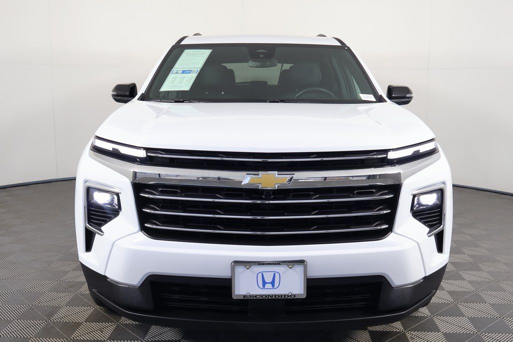 Thumbnail: 2025 Chevrolet Traverse - 2