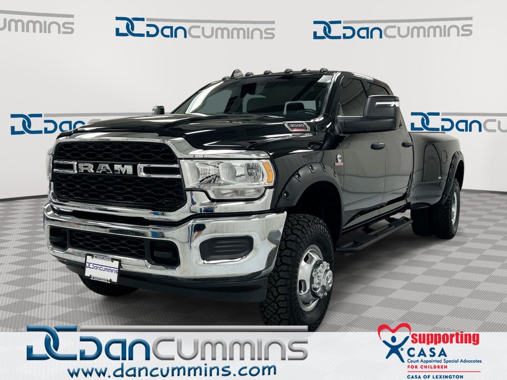 Diamond Black Crystal Pearlcoat 2024 RAM 3500 Tradesman Crew Cab LB DRW 4WD Pickup Truck Four-Wheel Drive 6-Speed Automatic
