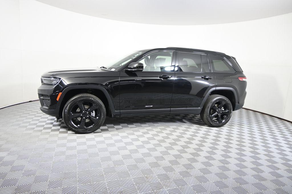 Used 2023 Jeep Grand Cherokee Altitude with VIN 1C4RJHAGXP8889948 for sale in Forest Lake, Minnesota