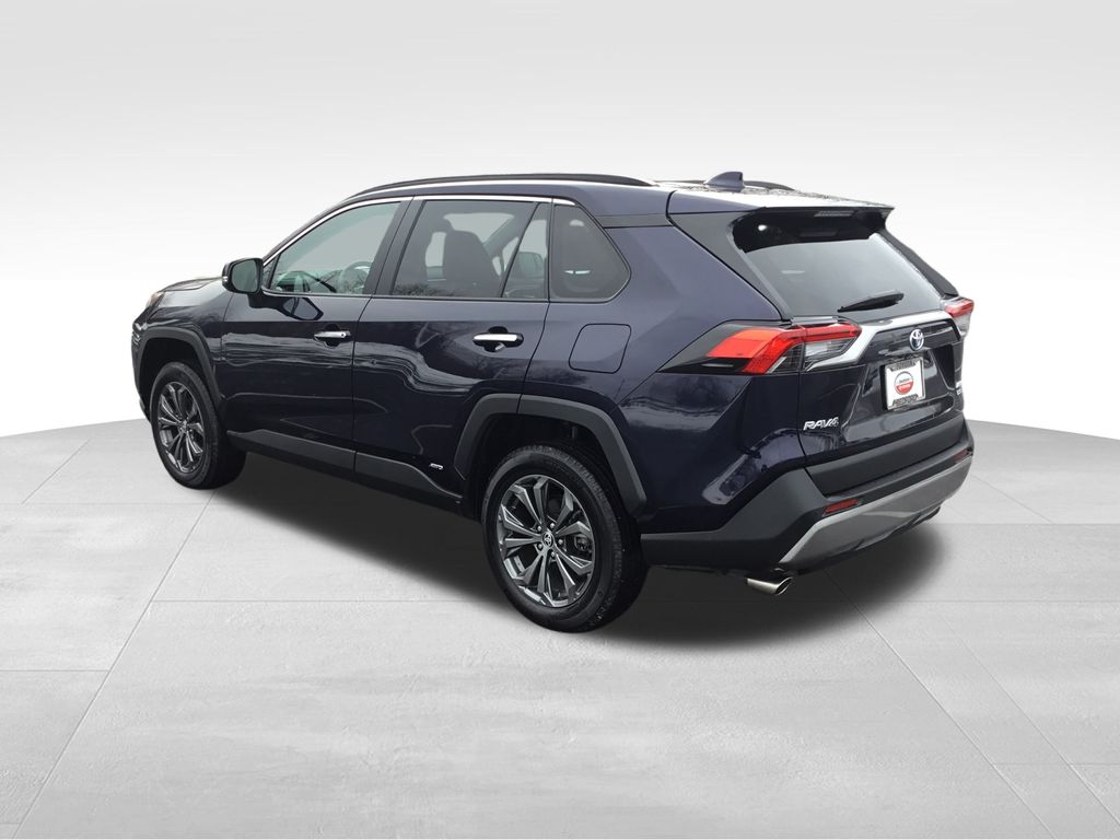 Thumbnail: 2024 Toyota RAV4 - 3