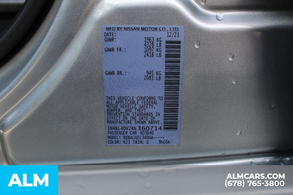 Used 2024 Silver Nissan 2.5 SV image 39