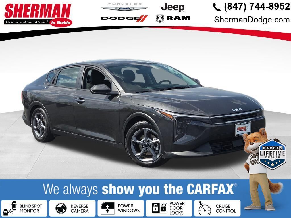 Interstellar Gray 2025 Kia K4 Sedan Front-Wheel Drive Continuously Variable Transmission
