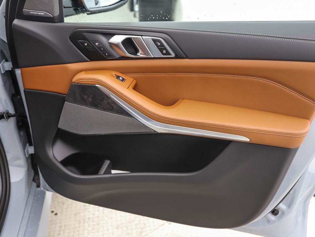 Thumbnail: 2026 BMW X5 - 28