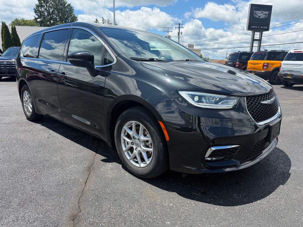 2023 Chrysler Pacifica Touring L Black at Klick Lewis Buick Chevrolet