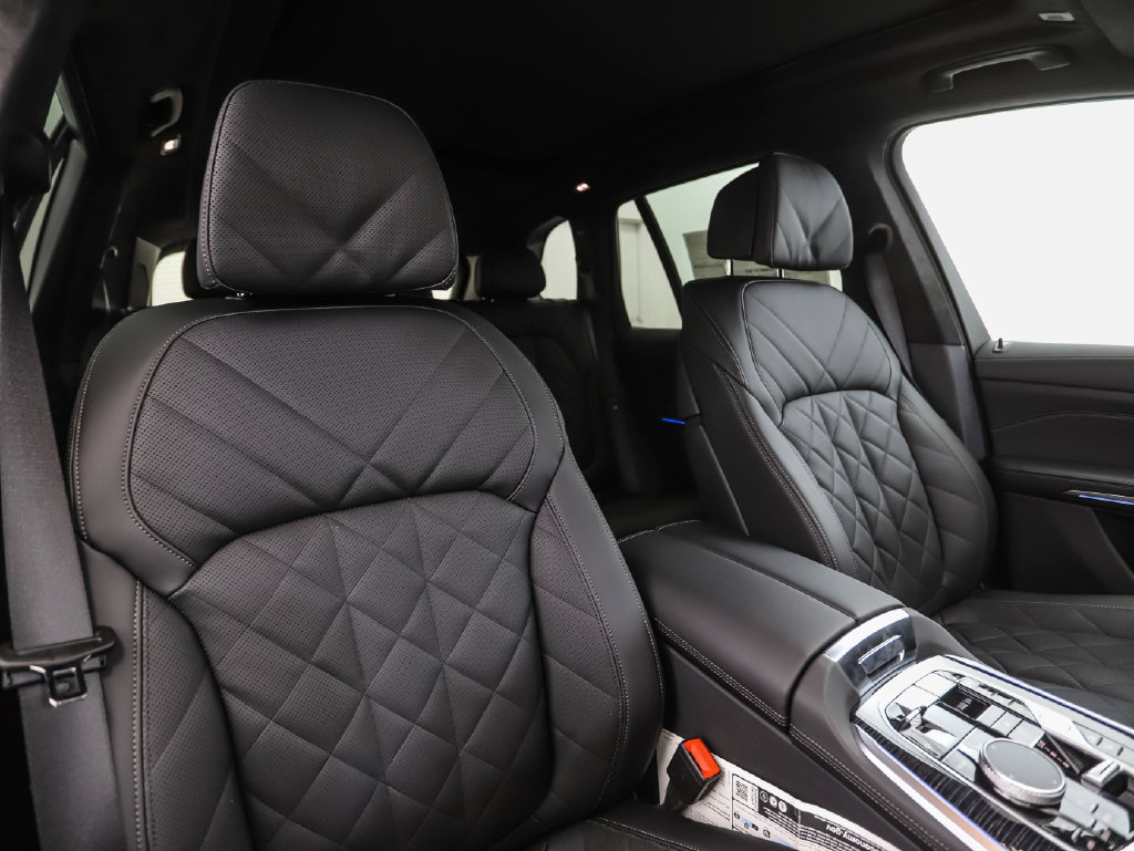Thumbnail: 2026 BMW X5 - 32