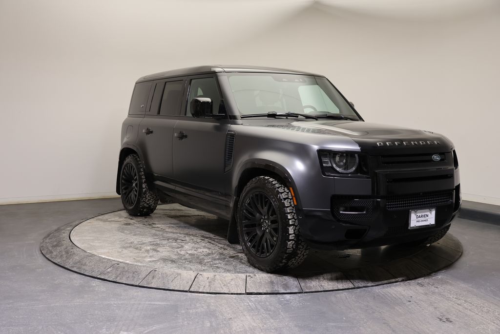 Thumbnail: 2023 Land Rover Defender - 7