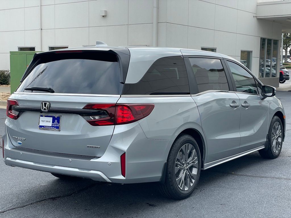 Thumbnail: 2026 Honda Odyssey - 4