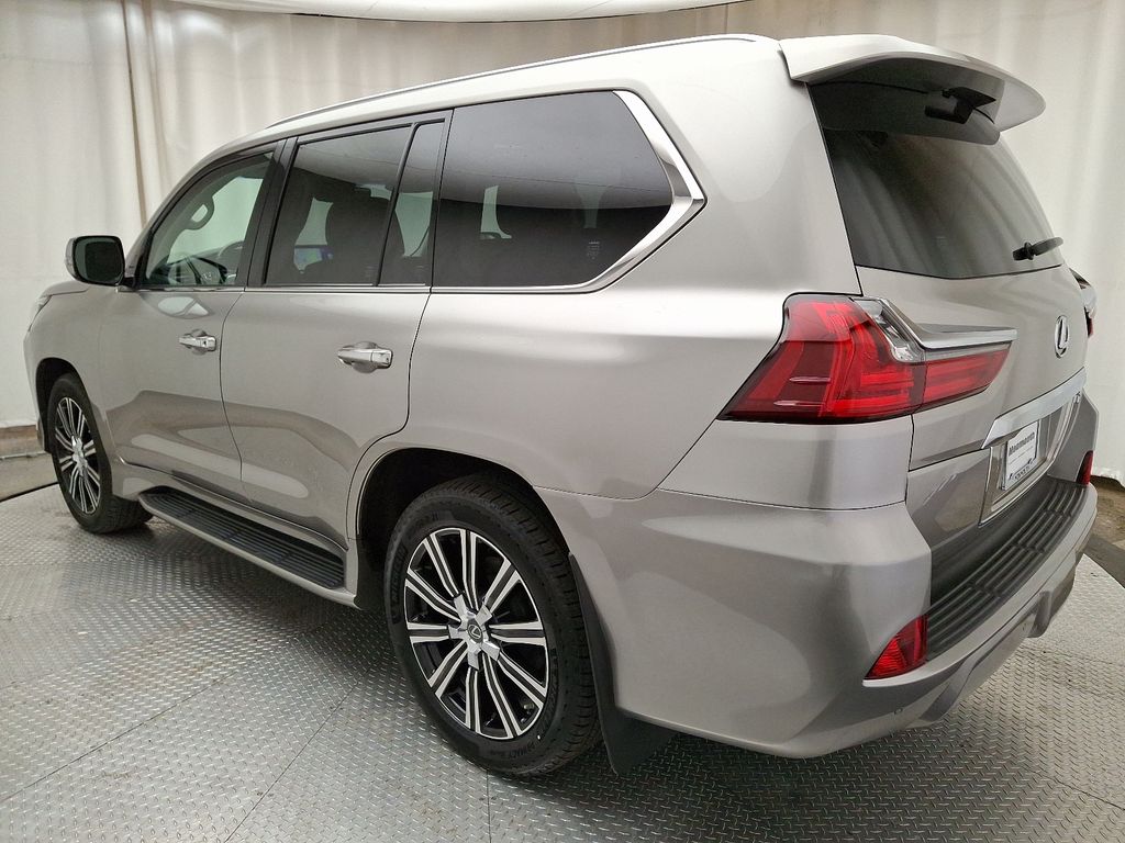 2019 Lexus LX 570 6